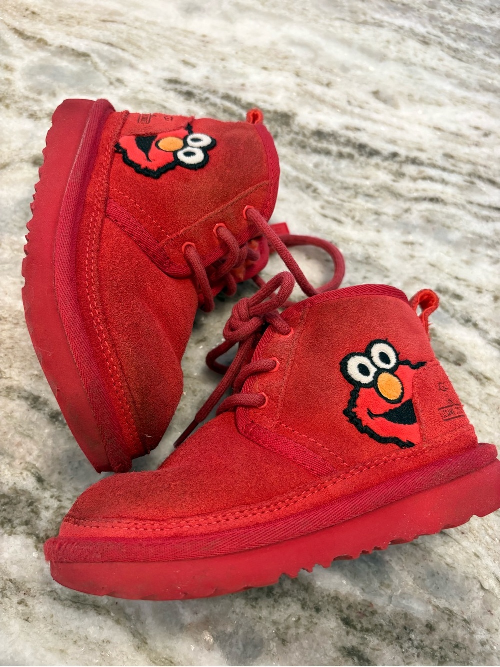 UGG Kids Red Elmo Suede Lace-Up Boots